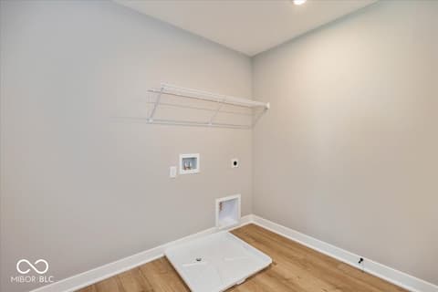 Photo of 952 Apryl Drive, Greenwood, IN