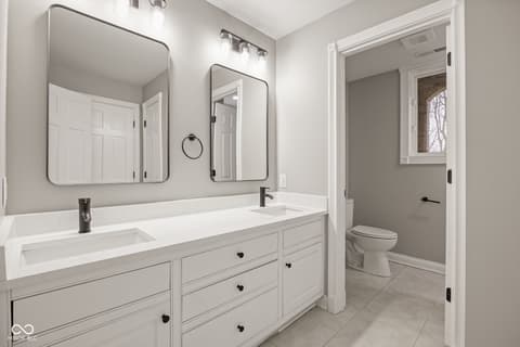 Photo of 15 S Creedmoor Way, Anderson, IN