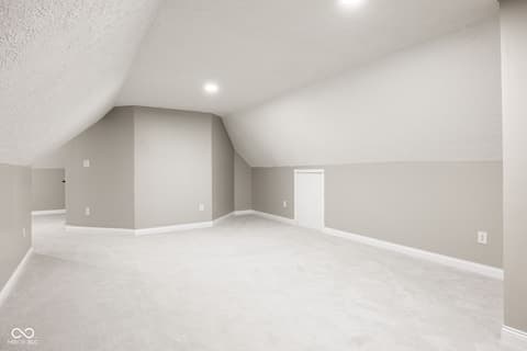 Photo of 15 S Creedmoor Way, Anderson, IN