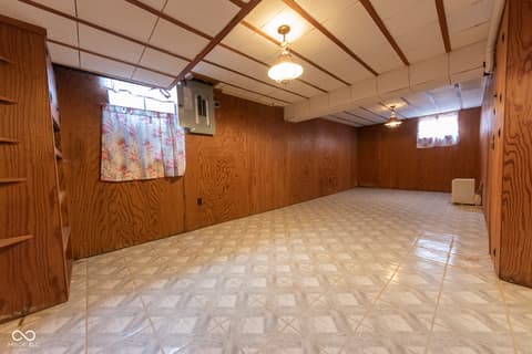 Photo of 2429 Washington Street, Columbus, IN