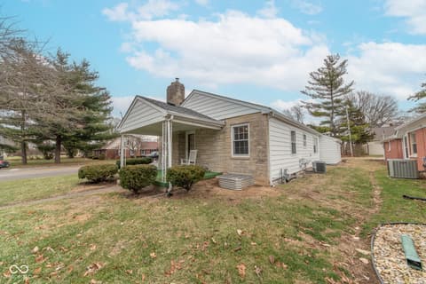 Photo of 2429 Washington Street, Columbus, IN