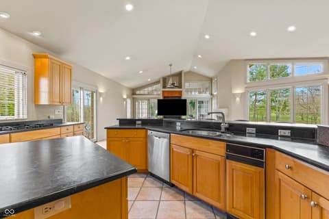 Photo of 8424 W Mulligan Lane, Columbus, IN
