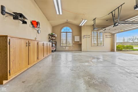 Photo of 8424 W Mulligan Lane, Columbus, IN