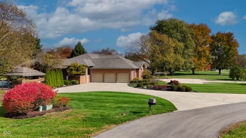 Photo of 8424 W Mulligan Lane, Columbus, IN