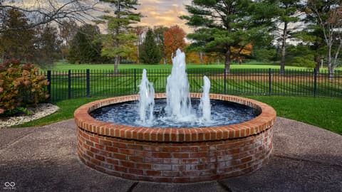 Photo of 8424 W Mulligan Lane, Columbus, IN