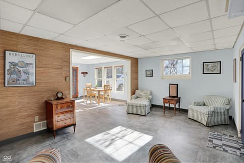 Bonus room at 609 E Audubon Drive, Bloomington, IN