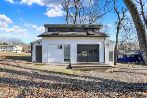 Workshop — 609 E Audubon Drive, Bloomington, IN