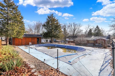 Pool at 609 E Audubon Drive, Bloomington, IN