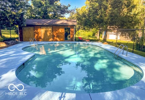 Pool at 609 E Audubon Drive, Bloomington, IN