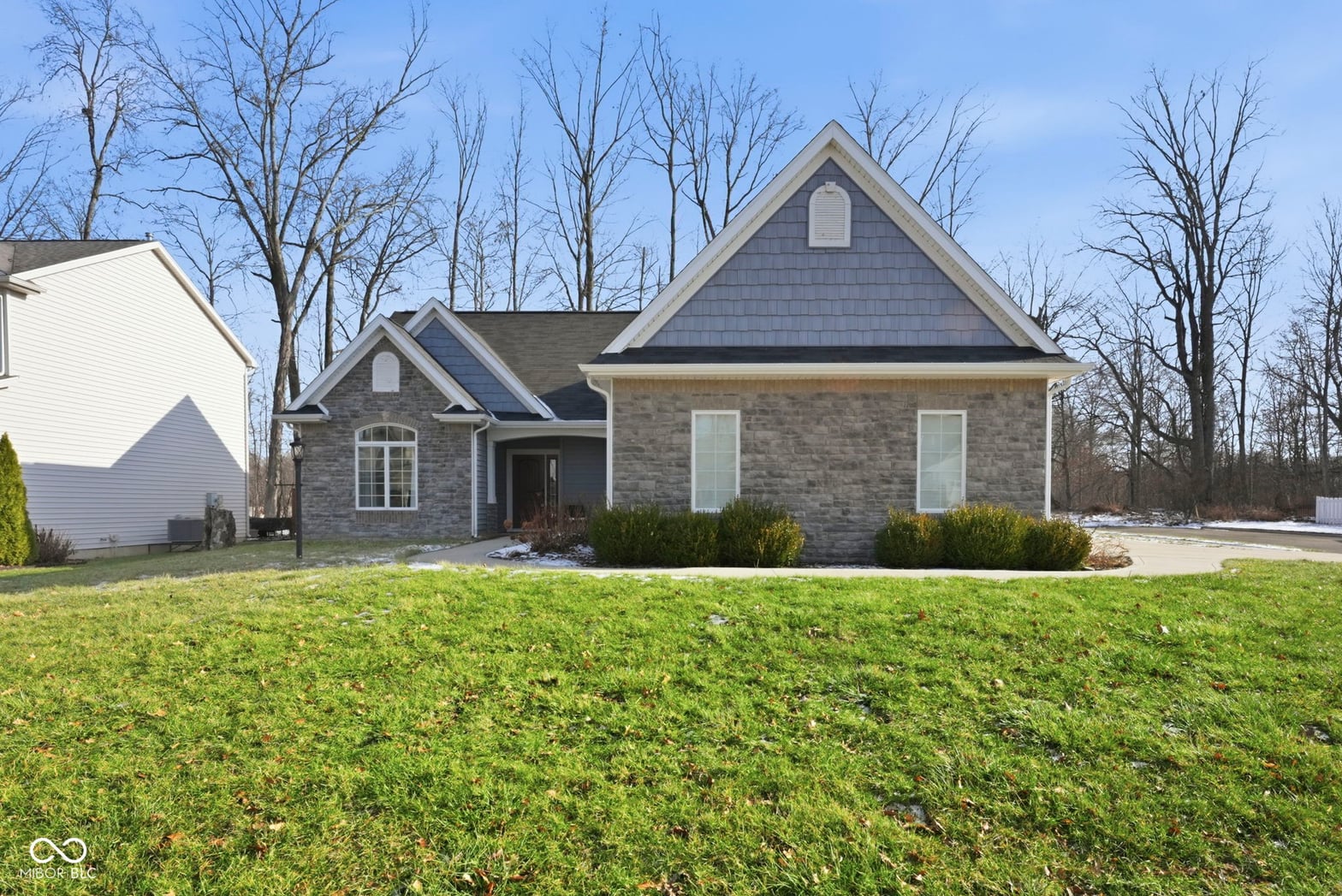 Front exterior at 7604 Idlebrook Drive, Fort Wayne, IN