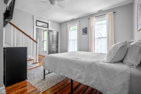 Photo of 545 Fletcher Avenue, Indianapolis, IN