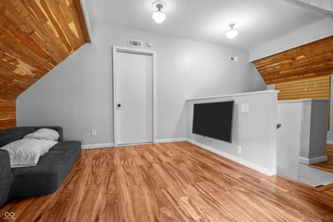 Photo of 545 Fletcher Avenue, Indianapolis, IN