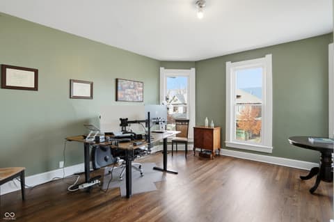 Photo of 227 E Jefferson Street, Franklin, IN