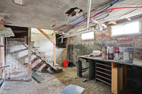 Photo of 227 E Jefferson Street, Franklin, IN