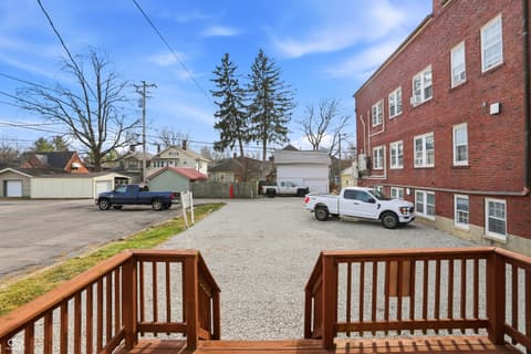 Photo of 227 E Jefferson Street, Franklin, IN