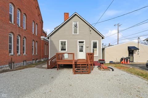 Photo of 227 E Jefferson Street, Franklin, IN