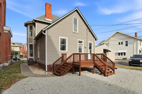 Photo of 227 E Jefferson Street, Franklin, IN