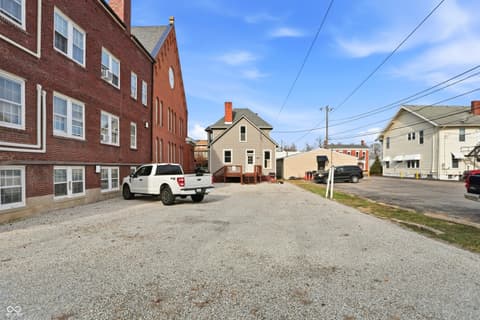 Photo of 227 E Jefferson Street, Franklin, IN