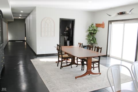 Photo of 6155 W County Road 375 N, North Vernon, IN