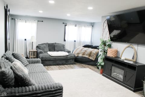 Photo of 6155 W County Road 375 N, North Vernon, IN