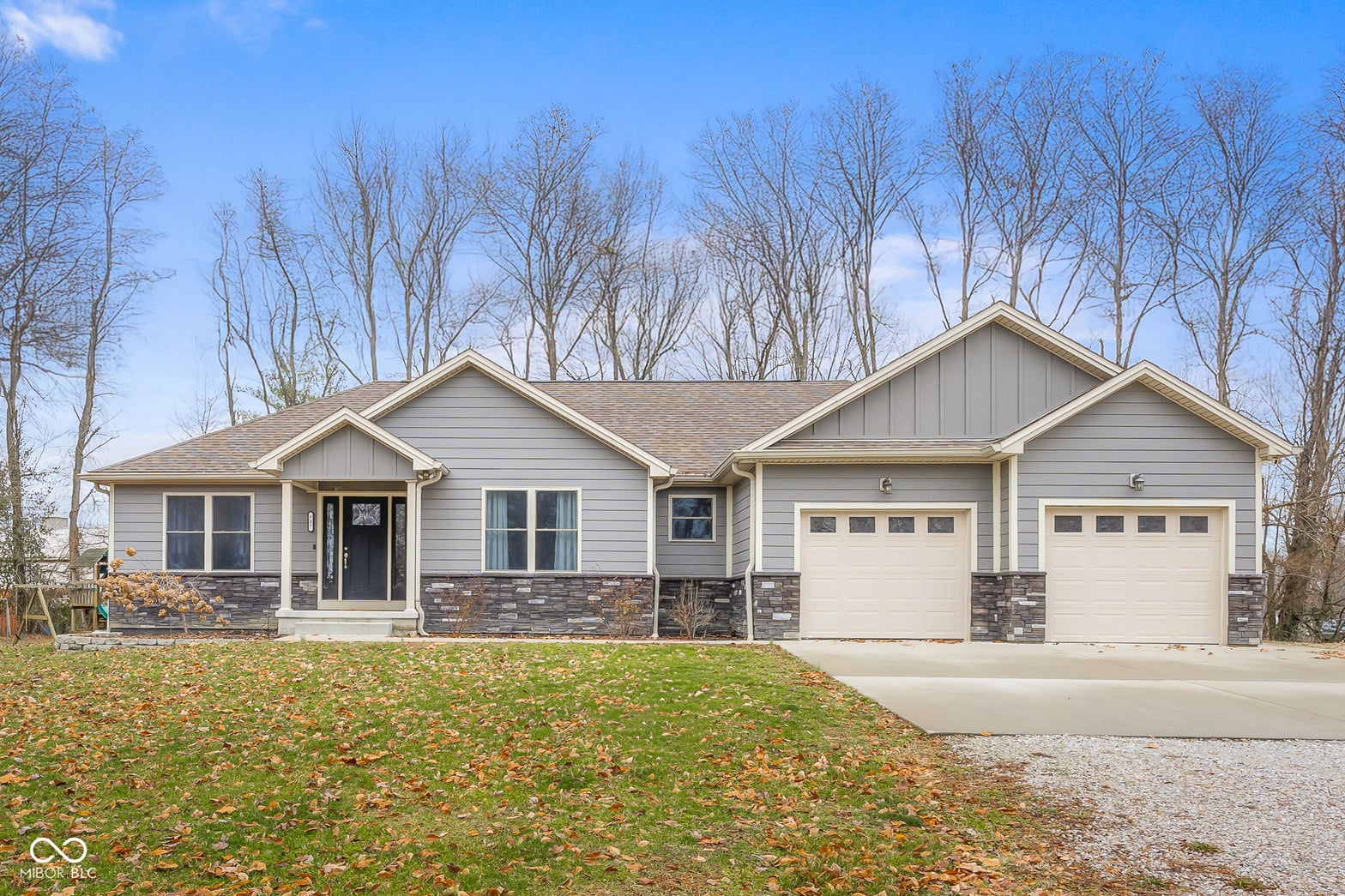 Photo of 737 Enos Road, Seymour, IN