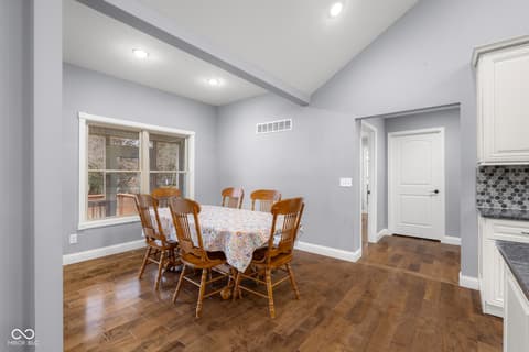 Photo of 737 Enos Road, Seymour, IN