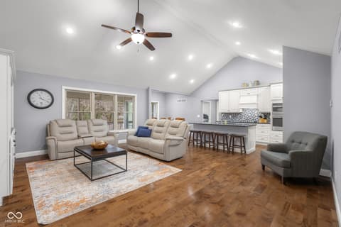 Photo of 737 Enos Road, Seymour, IN
