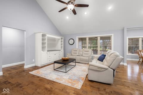 Photo of 737 Enos Road, Seymour, IN