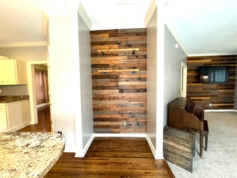 Photo of 2428 Whispering Way, Indianapolis, IN