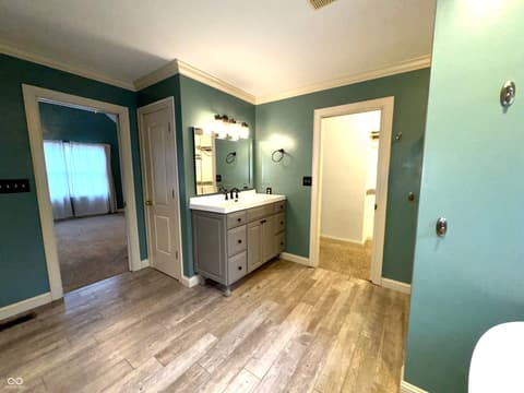 Photo of 2428 Whispering Way, Indianapolis, IN