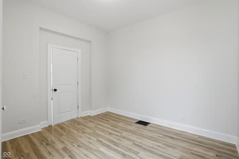 Photo of 260 E Beecher Street, Indianapolis, IN