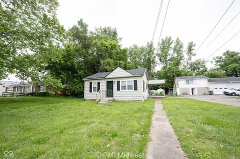 1615 E Southport Road
