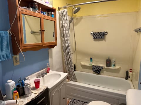 Photo of 2619 Meridian Street, Anderson, IN