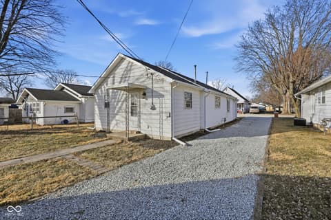 Photo of 334 E Monroe Street, Fortville, IN