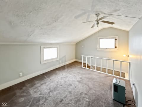 Bonus room at 276 N Mulberry Street, Martinsville, IN