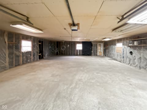 Garage at 276 N Mulberry Street, Martinsville, IN