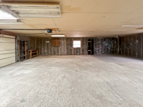 Garage at 276 N Mulberry Street, Martinsville, IN