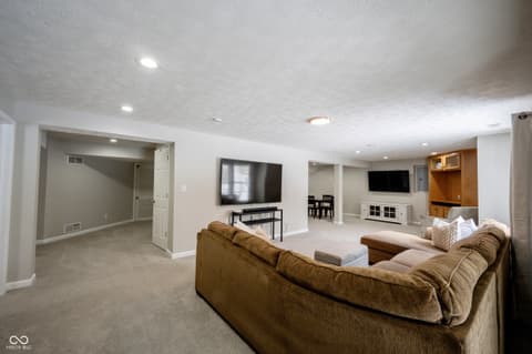 Photo of 13135 Player Circle, Carmel, IN
