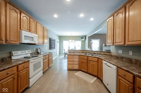 Photo of 10986 Cumberland Road, Fishers, IN