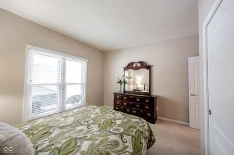 Photo of 10986 Cumberland Road, Fishers, IN