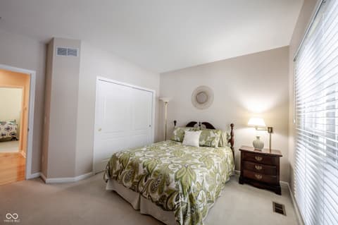 Photo of 10986 Cumberland Road, Fishers, IN
