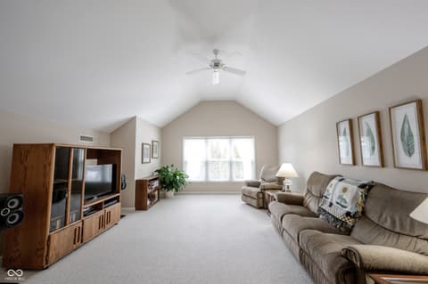 Photo of 10986 Cumberland Road, Fishers, IN