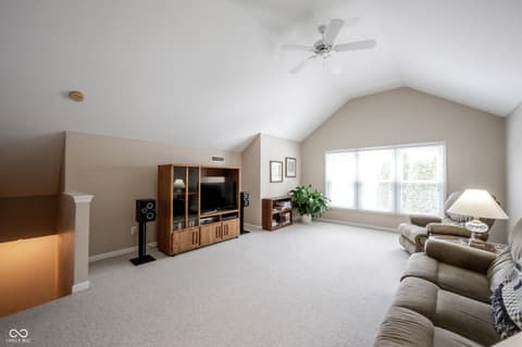 Photo of 10986 Cumberland Road, Fishers, IN