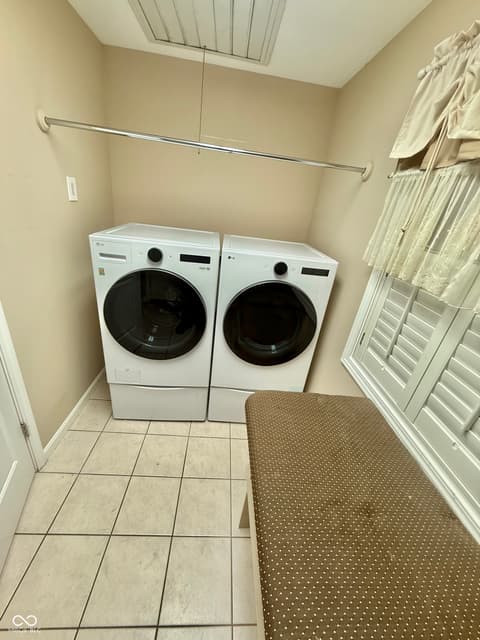 Laundry room at 1992 Austin James Lane, Seymour, IN