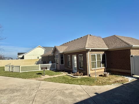 Front exterior at 1992 Austin James Lane, Seymour, IN