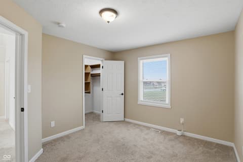 Photo of 2415 Derby Drive, Shelbyville, IN