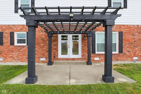 Photo of 2415 Derby Drive, Shelbyville, IN