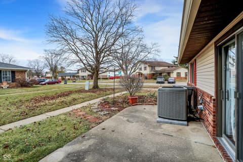 Outdoor living area at 10173 Penrith Drive, Indianapolis, IN