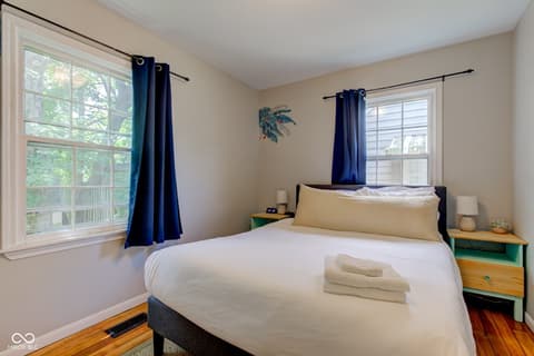 Photo of 315 W 43rd Street, Indianapolis, IN