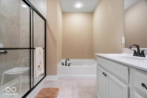 Bathroom at 10976 Gossamer Lane, Noblesville, IN